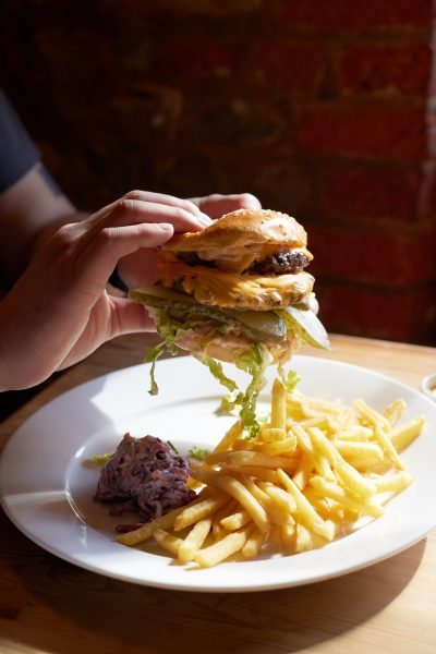 classic pub menu queens head wiltshire