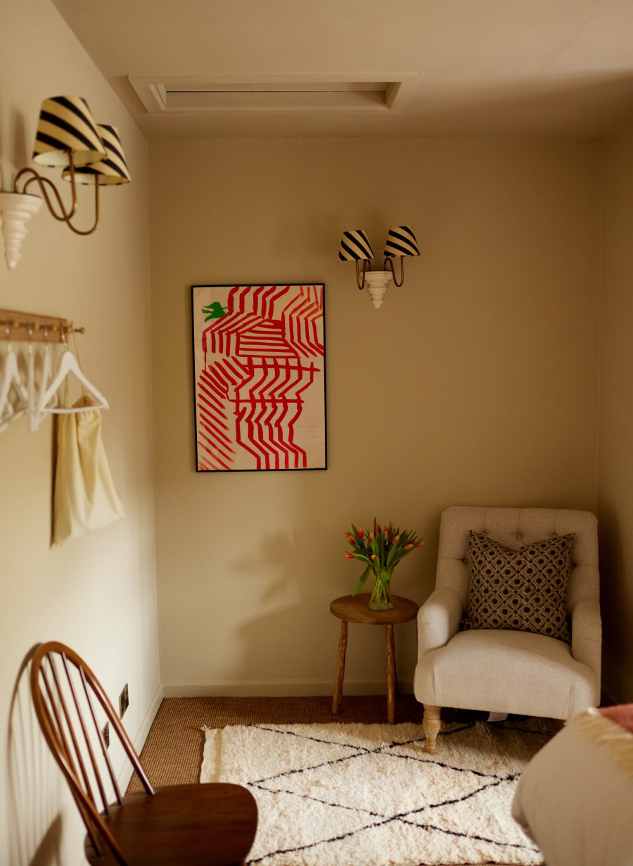 country pub stay wiltshire countryside