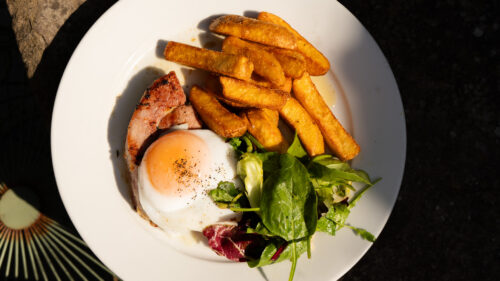 sunday dining chalke valley pub wiltshire