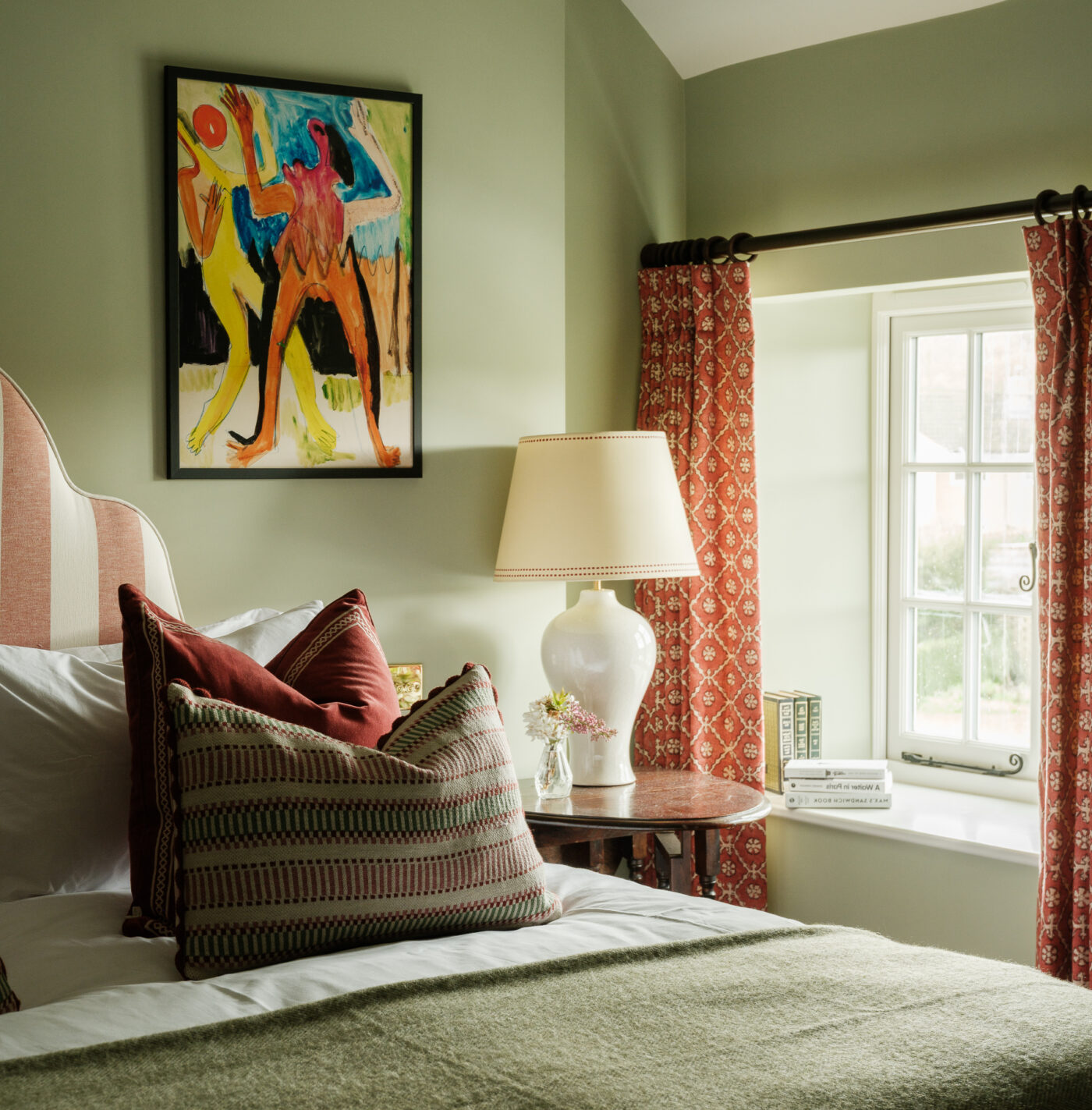 Bedrooms at The Queen's Head in Broad Chalke, Wiltshire.