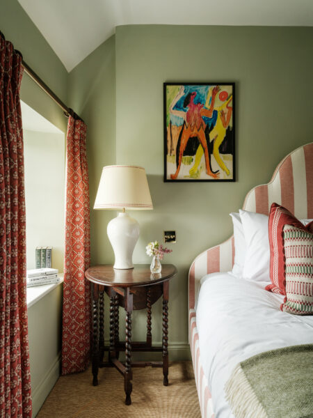 Accommodation at The Queen's Head in Broad Chalke, Wiltshire.