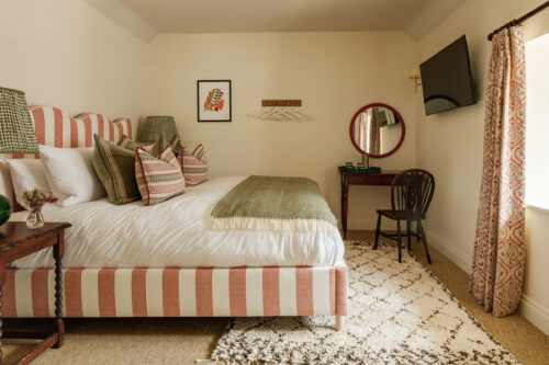 Accommodation at The Queen's Head in Broad Chalke, Wiltshire.