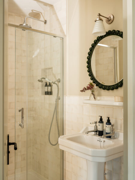 Accommodation at The Queen's Head in Broad Chalke, Wiltshire.